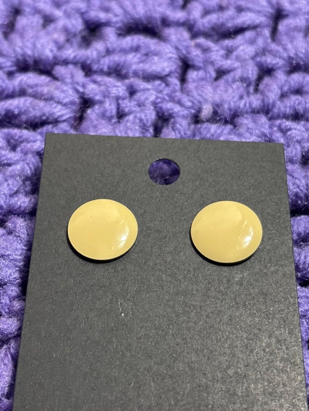Vintage Cream Enamel Circle Stud Earrings 0.5 inch